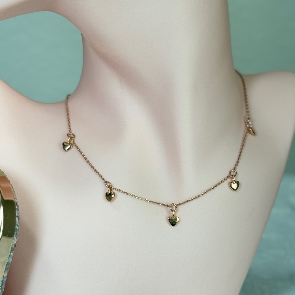โ๏ธ๐ Gold Heart Charm Necklace - Picture 6 of 6